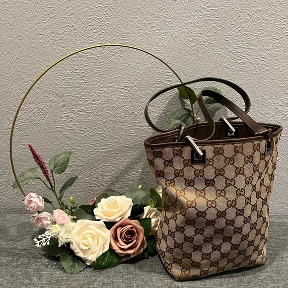 GUCCI CANVAS SIGNATURE MINI SHOPPER TOTE - Picture 1 of 12